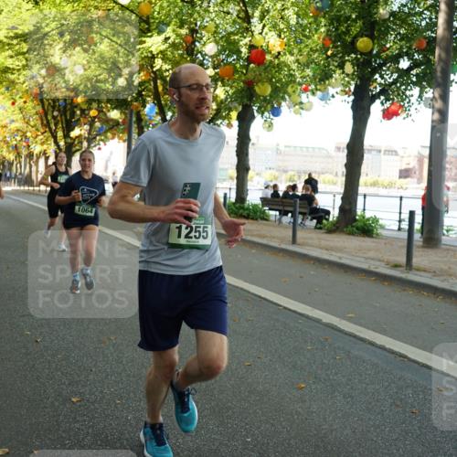 07.09.2025 - BARMER Alsterlauf Yannick Fuchs http://msf.ph/oto/8831963 07.09.2025 11:36:49 Laufen 1055, 1064, 1255 meine-sportfotos.de
