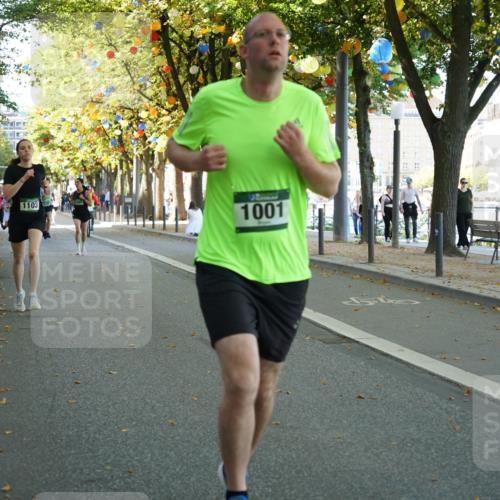07.09.2025 - BARMER Alsterlauf Yannick Fuchs http://msf.ph/oto/8831976 07.09.2025 11:36:54 Laufen 1103, 1001 meine-sportfotos.de