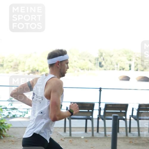 07.09.2025 - BARMER Alsterlauf Yannick Fuchs http://msf.ph/oto/8832013 07.09.2025 11:37:09 Laufen  meine-sportfotos.de