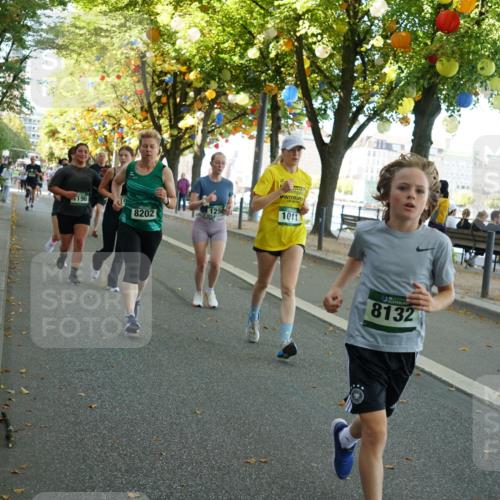 07.09.2025 - BARMER Alsterlauf Yannick Fuchs http://msf.ph/oto/8832029 07.09.2025 11:37:16 Laufen 196, 1250, 8202, 1011, 8132 meine-sportfotos.de