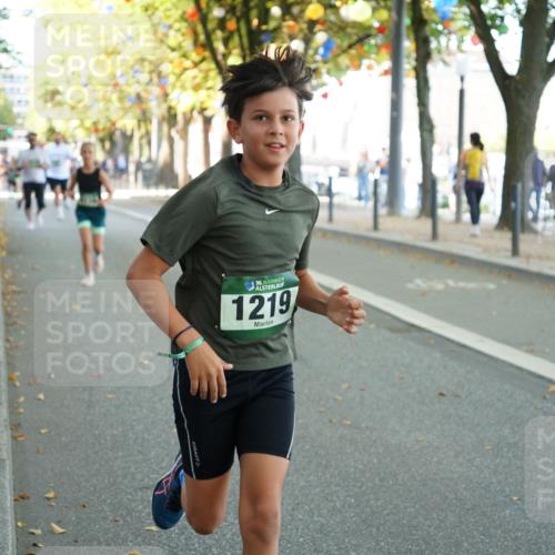 07.09.2025 - BARMER Alsterlauf Yannick Fuchs http://msf.ph/oto/8832064 07.09.2025 11:37:26 Laufen 36, 1219, 11 meine-sportfotos.de