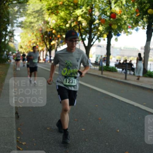 07.09.2025 - BARMER Alsterlauf Yannick Fuchs http://msf.ph/oto/8832107 07.09.2025 11:37:44 Laufen 1231 meine-sportfotos.de