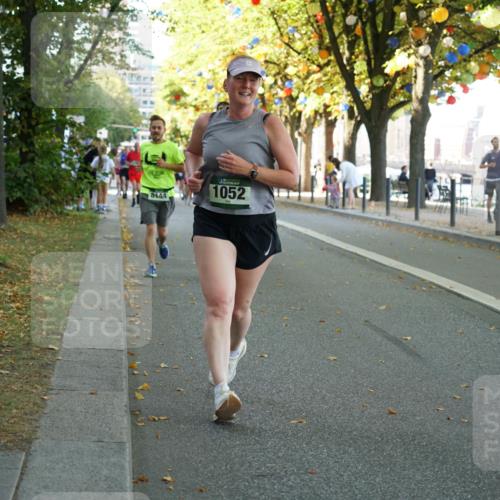 07.09.2025 - BARMER Alsterlauf Yannick Fuchs http://msf.ph/oto/8832117 07.09.2025 11:37:48 Laufen 8144, 1052 meine-sportfotos.de