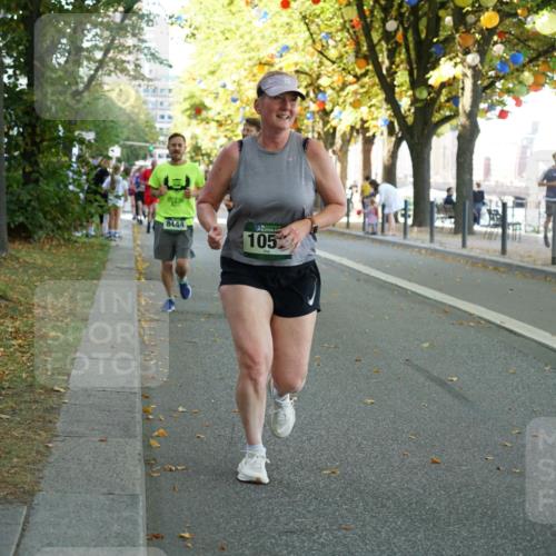 07.09.2025 - BARMER Alsterlauf Yannick Fuchs http://msf.ph/oto/8832118 07.09.2025 11:37:48 Laufen 8144, 105 meine-sportfotos.de