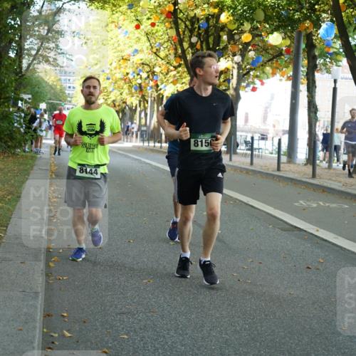 07.09.2025 - BARMER Alsterlauf Yannick Fuchs http://msf.ph/oto/8832125 07.09.2025 11:37:51 Laufen 8150, 8144 meine-sportfotos.de