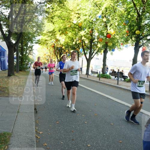 07.09.2025 - BARMER Alsterlauf Yannick Fuchs http://msf.ph/oto/8832159 07.09.2025 11:38:06 Laufen 1026, 1167 meine-sportfotos.de