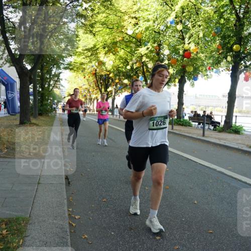 07.09.2025 - BARMER Alsterlauf Yannick Fuchs http://msf.ph/oto/8832161 07.09.2025 11:38:07 Laufen 1026 meine-sportfotos.de
