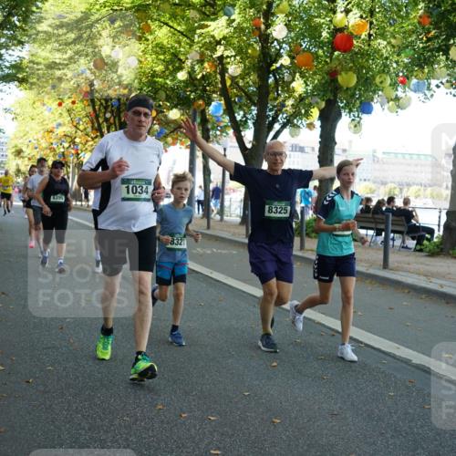 07.09.2025 - BARMER Alsterlauf Yannick Fuchs http://msf.ph/oto/8832198 07.09.2025 11:38:20 Laufen 8395, 1034, 8321, 8325 meine-sportfotos.de
