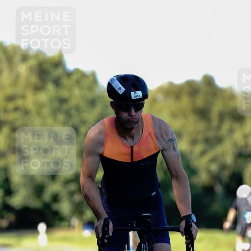 07.09.2025 - 19. Norderstedt Triathlon Michael Burmester http://msf.ph/oto/8832208 07.09.2025 16:22:20 Radfahren 1443 meine-sportfotos.de