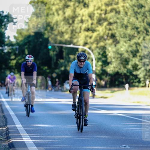 07.09.2025 - 19. Norderstedt Triathlon Michael Burmester http://msf.ph/oto/8832213 07.09.2025 16:22:27 Radfahren 883, 1632 meine-sportfotos.de
