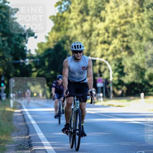 07.09.2025 - 19. Norderstedt Triathlon Michael Burmester http://msf.ph/oto/8832230 07.09.2025 16:22:36 Radfahren 378, 406, 1452 meine-sportfotos.de