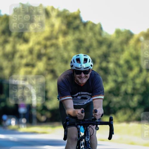 07.09.2025 - 19. Norderstedt Triathlon Michael Burmester http://msf.ph/oto/8832260 07.09.2025 16:23:28 Radfahren 1437, 1473 meine-sportfotos.de