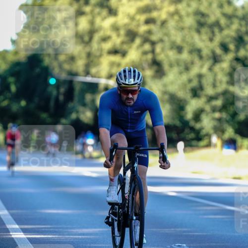 07.09.2025 - 19. Norderstedt Triathlon Michael Burmester http://msf.ph/oto/8832291 07.09.2025 16:24:18 Radfahren 412, 429, 925, 947 meine-sportfotos.de
