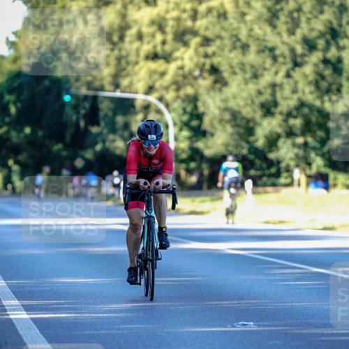 07.09.2025 - 19. Norderstedt Triathlon Michael Burmester http://msf.ph/oto/8832296 07.09.2025 16:24:23 Radfahren 1066 meine-sportfotos.de