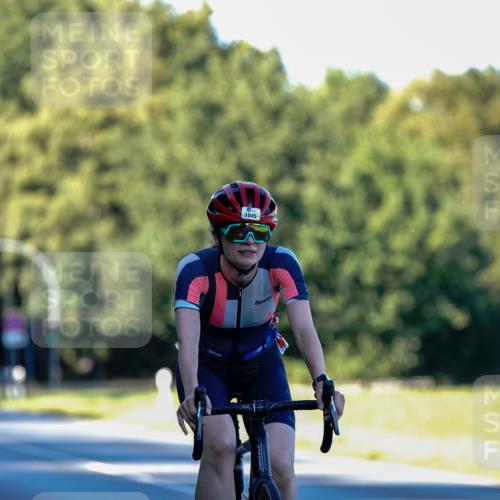 07.09.2025 - 19. Norderstedt Triathlon Michael Burmester http://msf.ph/oto/8832309 07.09.2025 16:25:04 Radfahren 1045 meine-sportfotos.de