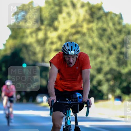 07.09.2025 - 19. Norderstedt Triathlon Michael Burmester http://msf.ph/oto/8832312 07.09.2025 16:25:08 Radfahren 1513 meine-sportfotos.de