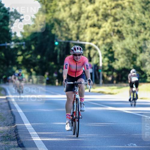 07.09.2025 - 19. Norderstedt Triathlon Michael Burmester http://msf.ph/oto/8832313 07.09.2025 16:25:10 Radfahren 914, 1513 meine-sportfotos.de