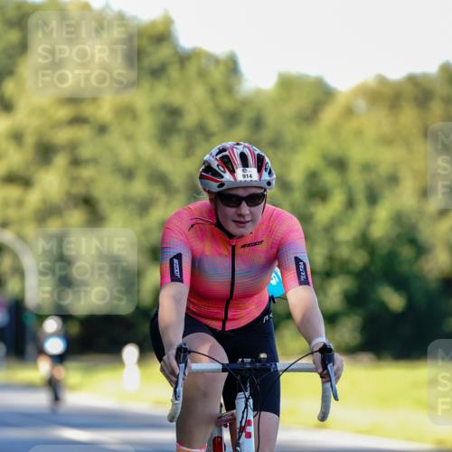 07.09.2025 - 19. Norderstedt Triathlon Michael Burmester http://msf.ph/oto/8832314 07.09.2025 16:25:11 Radfahren 914, 1513 meine-sportfotos.de