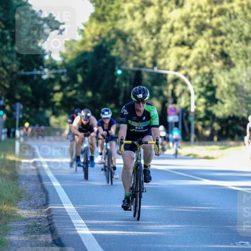 07.09.2025 - 19. Norderstedt Triathlon Michael Burmester http://msf.ph/oto/8832316 07.09.2025 16:25:16 Radfahren 1547 meine-sportfotos.de