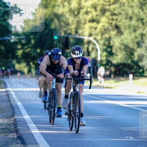 07.09.2025 - 19. Norderstedt Triathlon Michael Burmester http://msf.ph/oto/8832319 07.09.2025 16:25:19 Radfahren 875, 912, 1547 meine-sportfotos.de