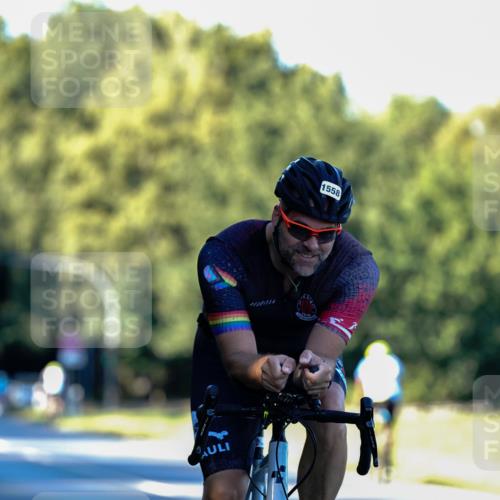 07.09.2025 - 19. Norderstedt Triathlon Michael Burmester http://msf.ph/oto/8832324 07.09.2025 16:25:22 Radfahren 875, 912, 1547, 1558 meine-sportfotos.de