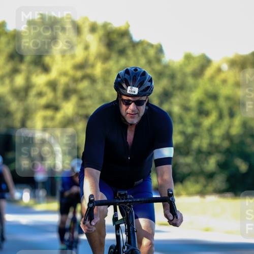 07.09.2025 - 19. Norderstedt Triathlon Michael Burmester http://msf.ph/oto/8832356 07.09.2025 16:27:06 Radfahren 380, 1516 meine-sportfotos.de