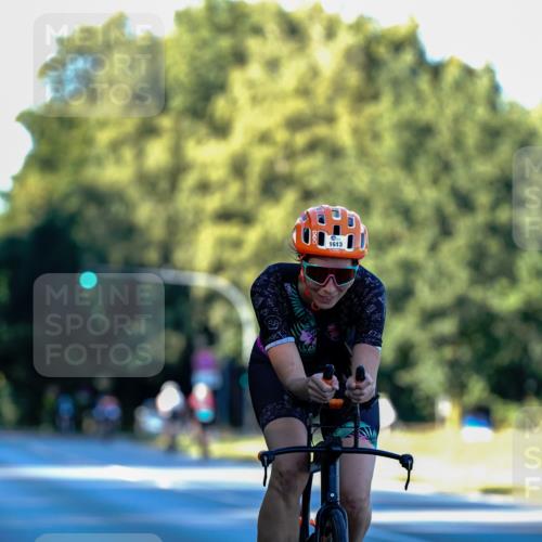 07.09.2025 - 19. Norderstedt Triathlon Michael Burmester http://msf.ph/oto/8832376 07.09.2025 16:28:34 Radfahren 1613 meine-sportfotos.de