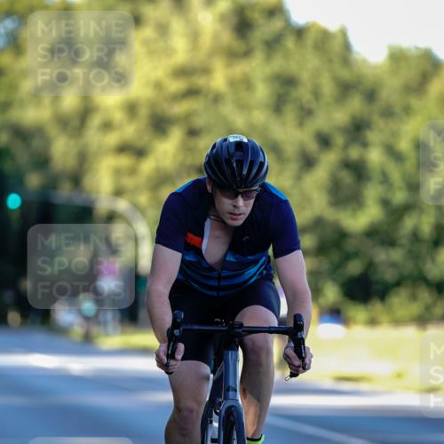 07.09.2025 - 19. Norderstedt Triathlon Michael Burmester http://msf.ph/oto/8832380 07.09.2025 16:29:01 Radfahren 1444 meine-sportfotos.de