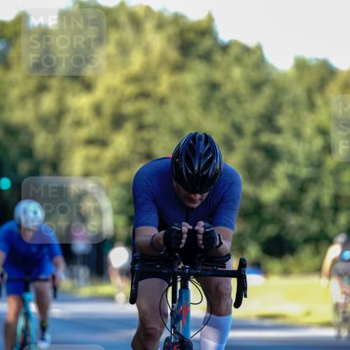 07.09.2025 - 19. Norderstedt Triathlon Michael Burmester http://msf.ph/oto/8832405 07.09.2025 16:30:22 Radfahren 371, 1454 meine-sportfotos.de