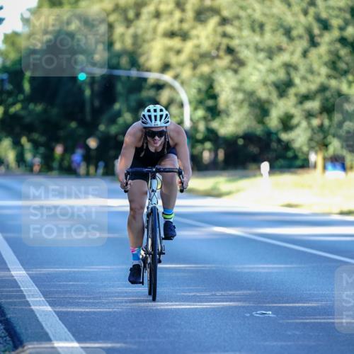 07.09.2025 - 19. Norderstedt Triathlon Michael Burmester http://msf.ph/oto/8832413 07.09.2025 16:30:50 Radfahren 918 meine-sportfotos.de