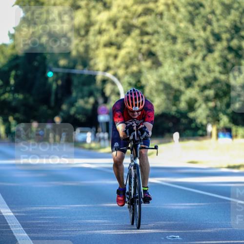 07.09.2025 - 19. Norderstedt Triathlon Michael Burmester http://msf.ph/oto/8832420 07.09.2025 16:31:23 Radfahren 418 meine-sportfotos.de