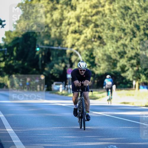 07.09.2025 - 19. Norderstedt Triathlon Michael Burmester http://msf.ph/oto/8832439 07.09.2025 16:32:29 Radfahren 432, 1458 meine-sportfotos.de