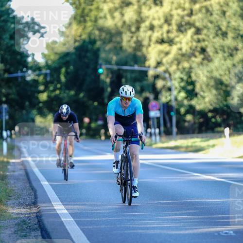 07.09.2025 - 19. Norderstedt Triathlon Michael Burmester http://msf.ph/oto/8832455 07.09.2025 16:35:02 Radfahren 386 meine-sportfotos.de