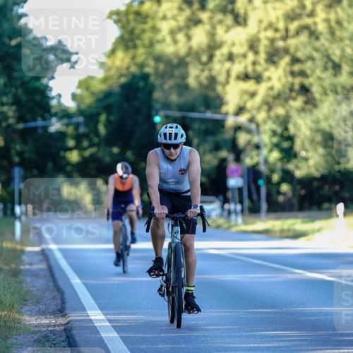 07.09.2025 - 19. Norderstedt Triathlon Michael Burmester http://msf.ph/oto/8832464 07.09.2025 16:36:01 Radfahren 378 meine-sportfotos.de