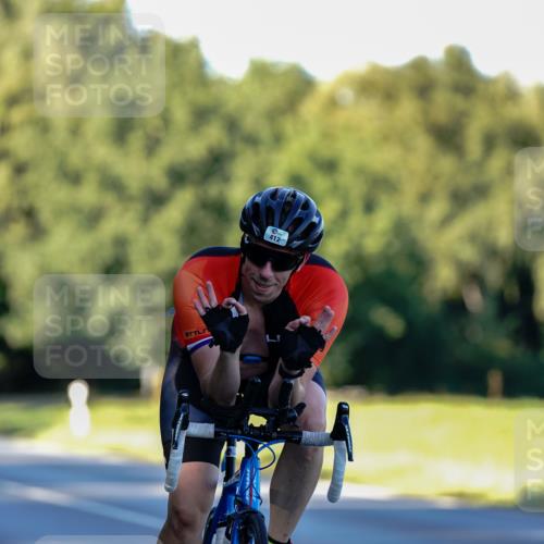 07.09.2025 - 19. Norderstedt Triathlon Michael Burmester http://msf.ph/oto/8832477 07.09.2025 16:36:34 Radfahren 412 meine-sportfotos.de