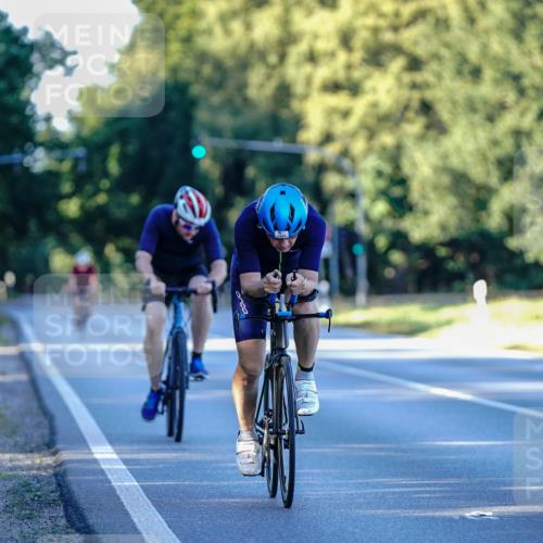 07.09.2025 - 19. Norderstedt Triathlon Michael Burmester http://msf.ph/oto/8832482 07.09.2025 16:37:19 Radfahren 1437 meine-sportfotos.de