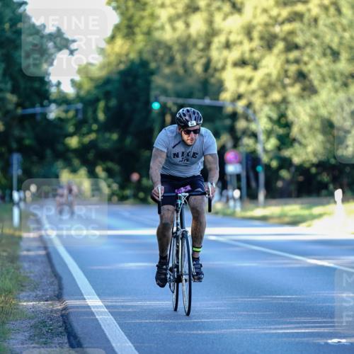 07.09.2025 - 19. Norderstedt Triathlon Michael Burmester http://msf.ph/oto/8832505 07.09.2025 16:38:23 Radfahren 429, 925 meine-sportfotos.de