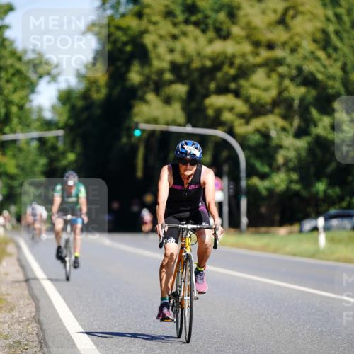 07.09.2025 - 19. Norderstedt Triathlon Michael Burmester http://msf.ph/oto/8832555 07.09.2025 11:44:34 Radfahren 1327 meine-sportfotos.de