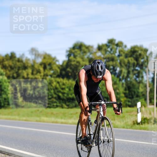 07.09.2025 - 19. Norderstedt Triathlon Michael Burmester http://msf.ph/oto/8832575 07.09.2025 11:45:10 Radfahren 1217 meine-sportfotos.de