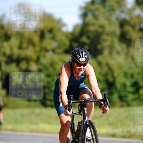 07.09.2025 - 19. Norderstedt Triathlon Michael Burmester http://msf.ph/oto/8832599 07.09.2025 11:46:33 Radfahren 237, 773, 775, 1197 meine-sportfotos.de