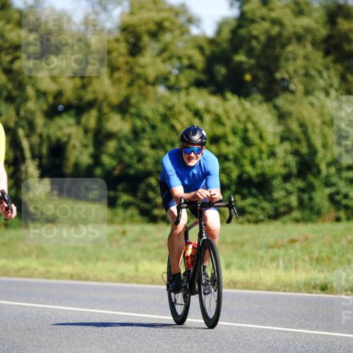 07.09.2025 - 19. Norderstedt Triathlon Michael Burmester http://msf.ph/oto/8832619 07.09.2025 11:47:25 Radfahren 279, 303 meine-sportfotos.de