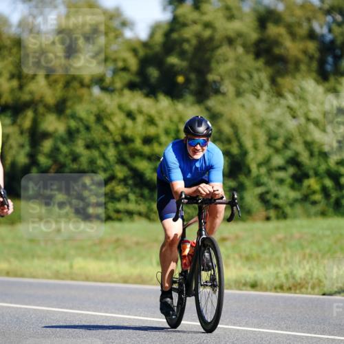 07.09.2025 - 19. Norderstedt Triathlon Michael Burmester http://msf.ph/oto/8832621 07.09.2025 11:47:25 Radfahren 279, 303 meine-sportfotos.de