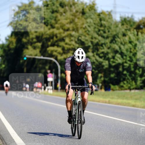 07.09.2025 - 19. Norderstedt Triathlon Michael Burmester http://msf.ph/oto/8832672 07.09.2025 11:49:48 Radfahren 253, 1223 meine-sportfotos.de