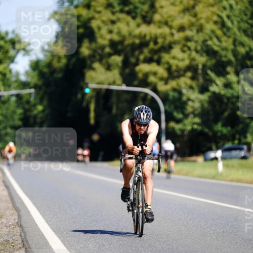 07.09.2025 - 19. Norderstedt Triathlon Michael Burmester http://msf.ph/oto/8832689 07.09.2025 11:50:26 Radfahren 746 meine-sportfotos.de