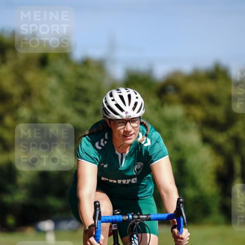 07.09.2025 - 19. Norderstedt Triathlon Michael Burmester http://msf.ph/oto/8832728 07.09.2025 11:52:11 Radfahren 720 meine-sportfotos.de