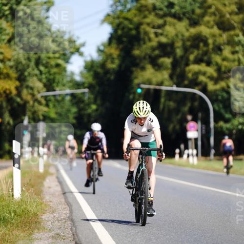 07.09.2025 - 19. Norderstedt Triathlon Michael Burmester http://msf.ph/oto/8832729 07.09.2025 11:52:15 Radfahren 719 meine-sportfotos.de