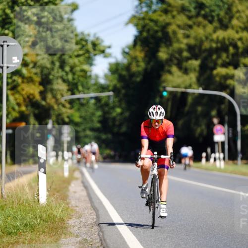 07.09.2025 - 19. Norderstedt Triathlon Michael Burmester http://msf.ph/oto/8832770 07.09.2025 11:53:57 Radfahren 714 meine-sportfotos.de