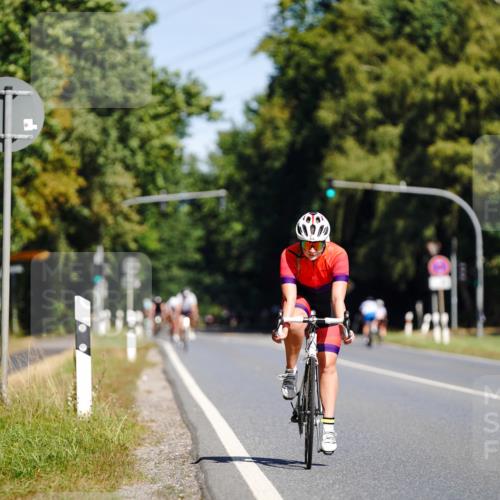 07.09.2025 - 19. Norderstedt Triathlon Michael Burmester http://msf.ph/oto/8832771 07.09.2025 11:53:57 Radfahren 714 meine-sportfotos.de