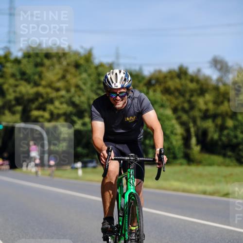 07.09.2025 - 19. Norderstedt Triathlon Michael Burmester http://msf.ph/oto/8832793 07.09.2025 11:54:23 Radfahren 748, 1233 meine-sportfotos.de