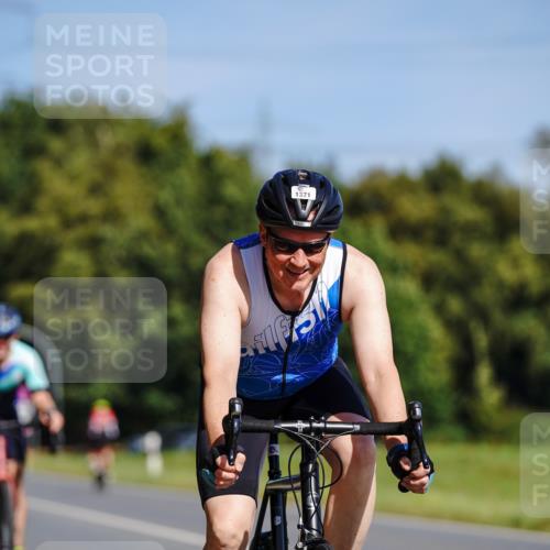 07.09.2025 - 19. Norderstedt Triathlon Michael Burmester http://msf.ph/oto/8832804 07.09.2025 11:54:40 Radfahren 741, 1371 meine-sportfotos.de
